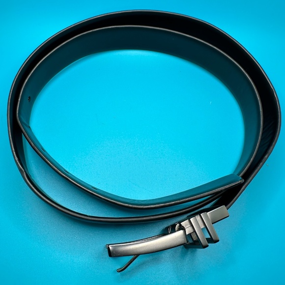 Calvin Klein Men's Belt Reversible Dress Black Brown Size 40 Faux Leather - Picture 7 of 9